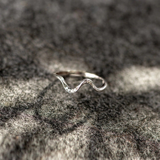 Adjustable Water Wave Ring