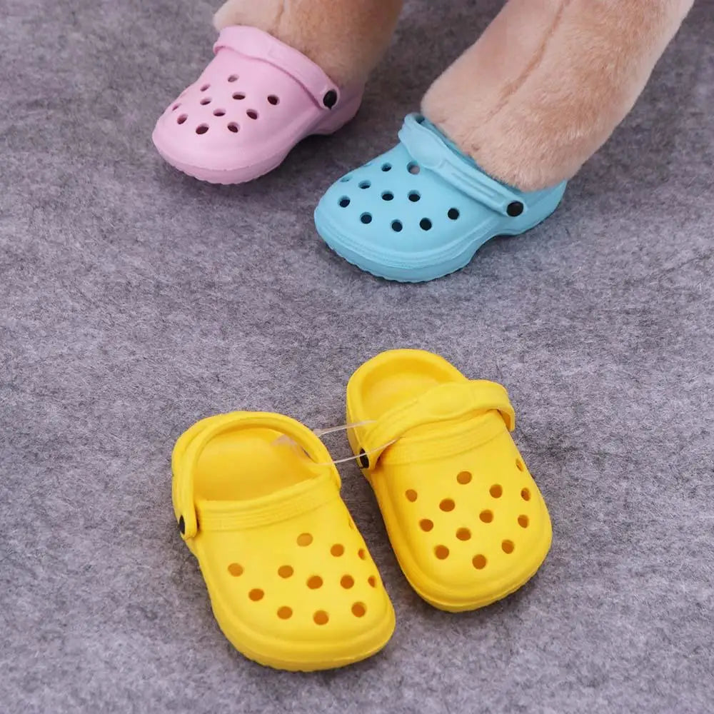 1 Pair Pet Beach Shoes Non-slip Pet Sandals Soft-soled Comfortable Dog Hole Shoe Breathable EVA Dog Rain Boots for Cats
