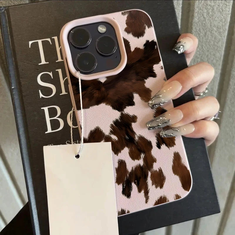 Trendy Cow Print Phone Case for iPhone 16 17 15 14 13 12 11 Pro Max, Vintage Animal Pattern Back Cover, Stylish & Unique Gift