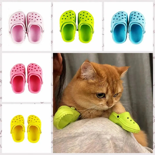 1 Pair Pet Beach Shoes Non-slip Pet Sandals Soft-soled Comfortable Dog Hole Shoe Breathable EVA Dog Rain Boots for Cats