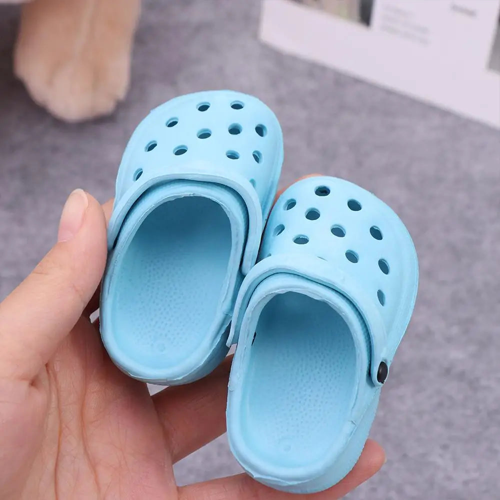 1 Pair Pet Beach Shoes Non-slip Pet Sandals Soft-soled Comfortable Dog Hole Shoe Breathable EVA Dog Rain Boots for Cats